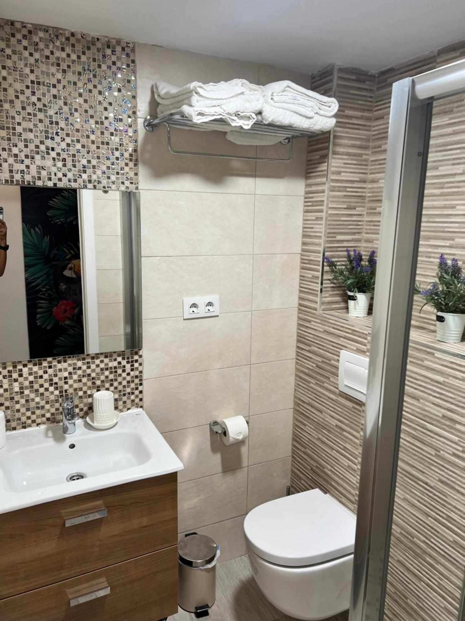 Apartamento Sevilla Enzo Eksteriør bilde