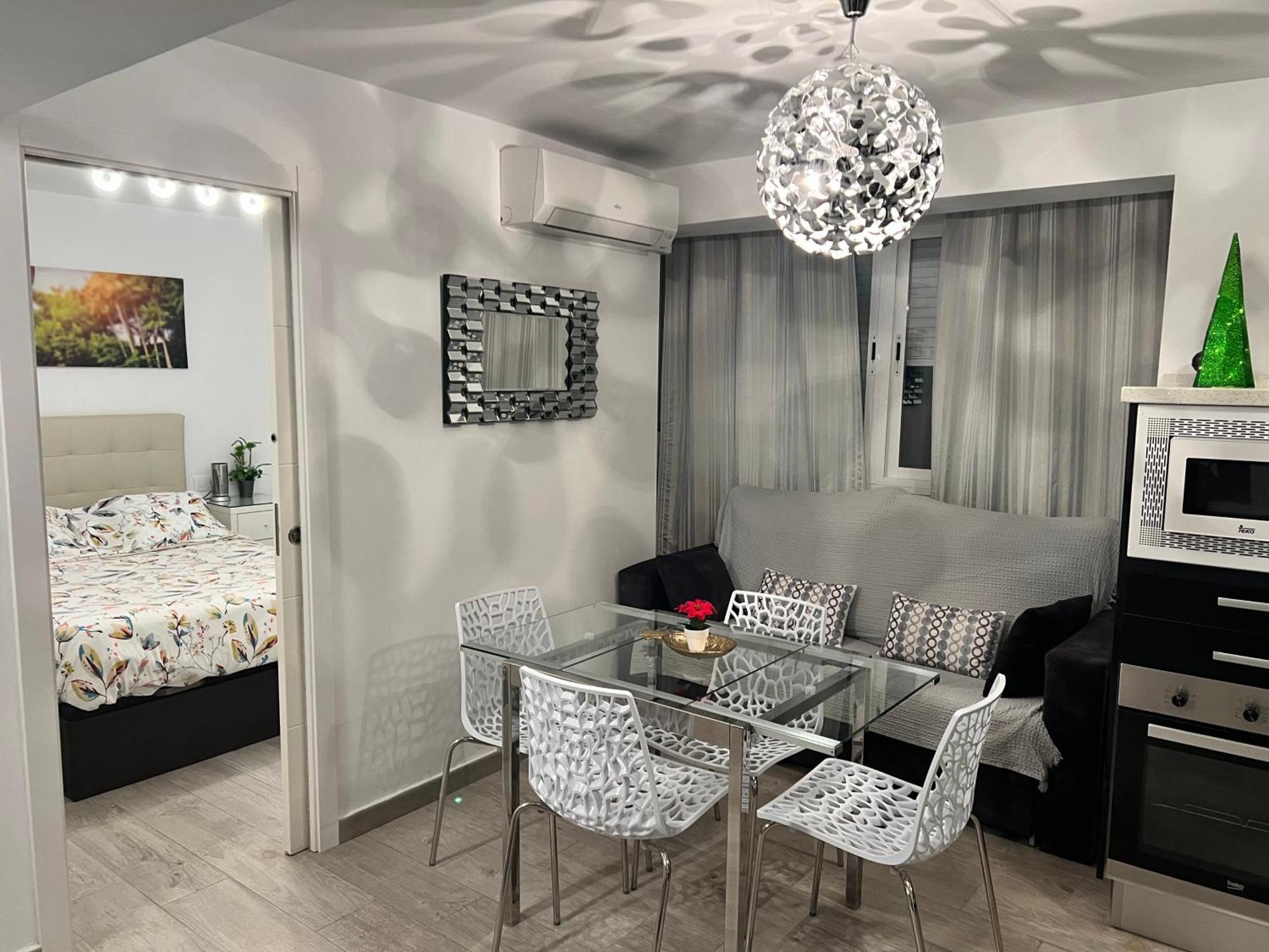 Apartamento Sevilla Enzo Eksteriør bilde